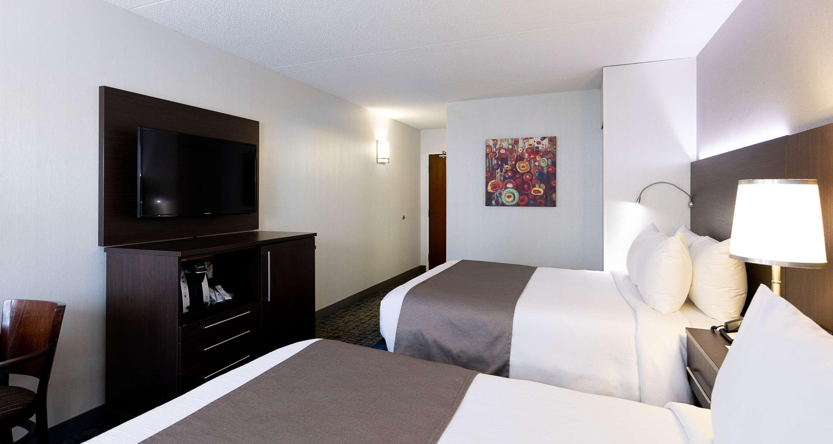 Best Western Hotel Brossard Exteriör bild