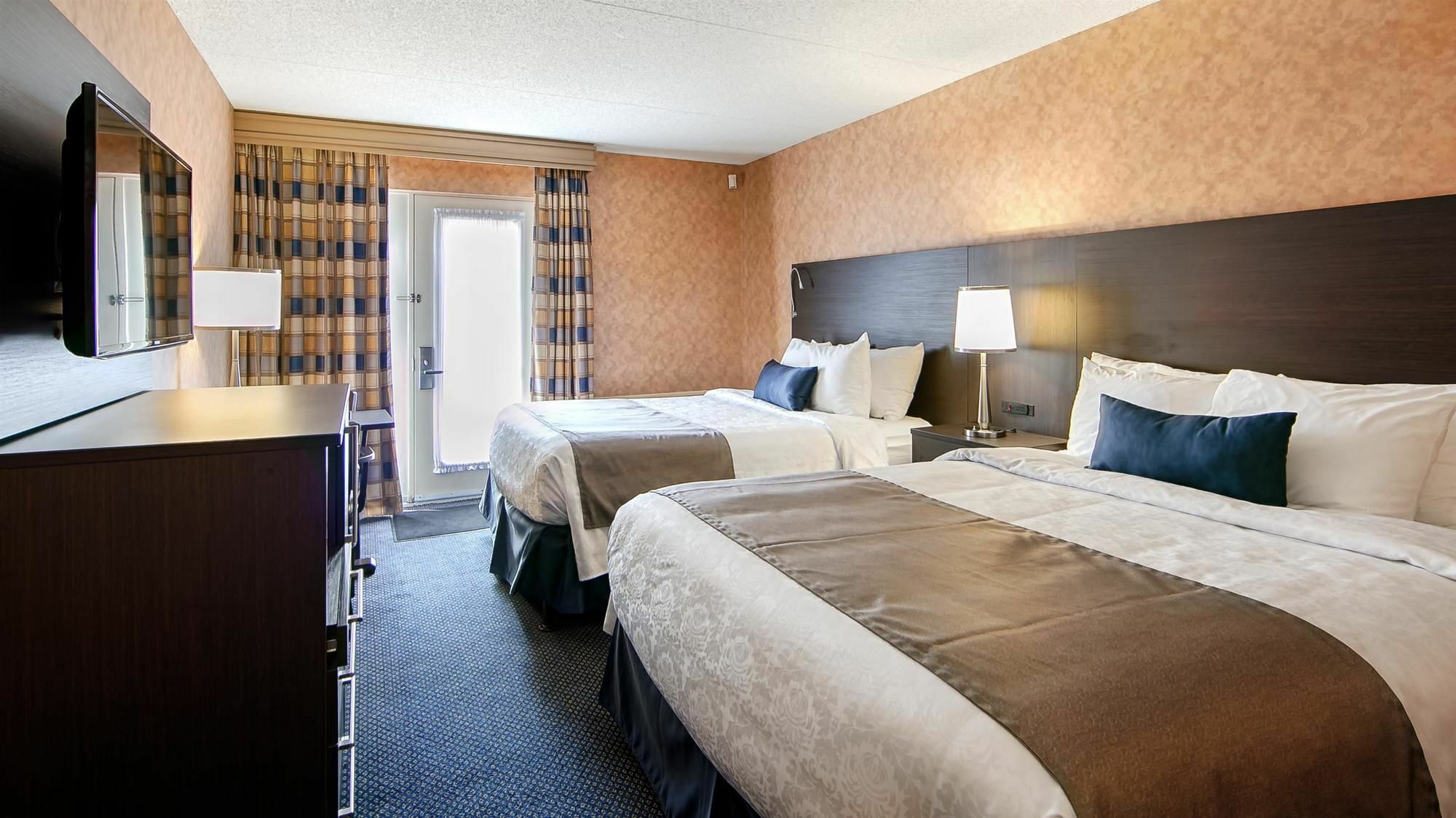 Best Western Hotel Brossard Exteriör bild